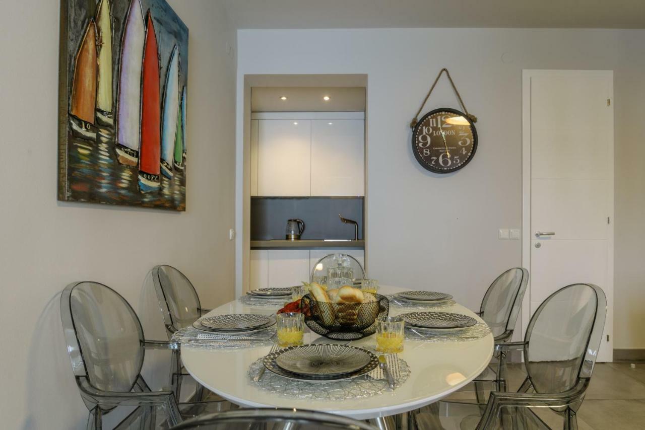 Gala Apartment