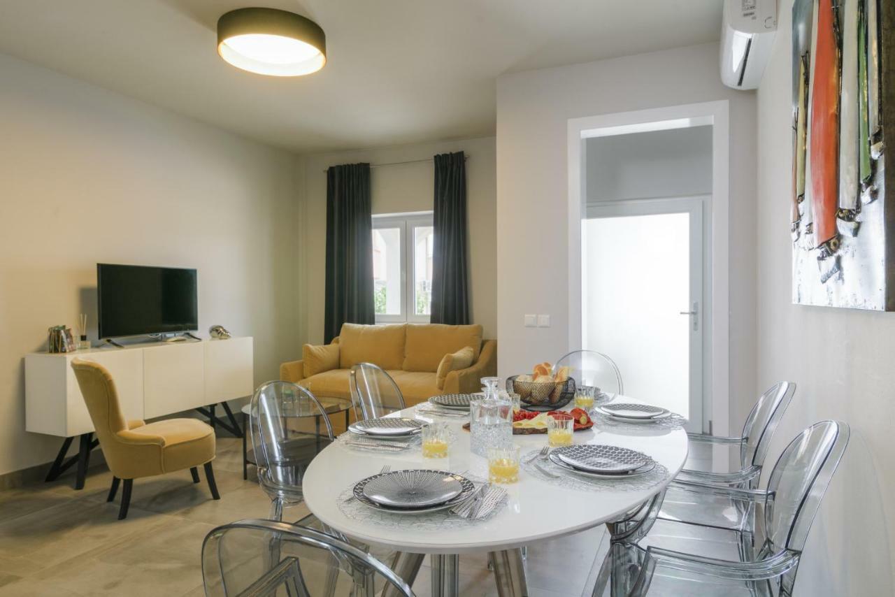 Gala Apartment